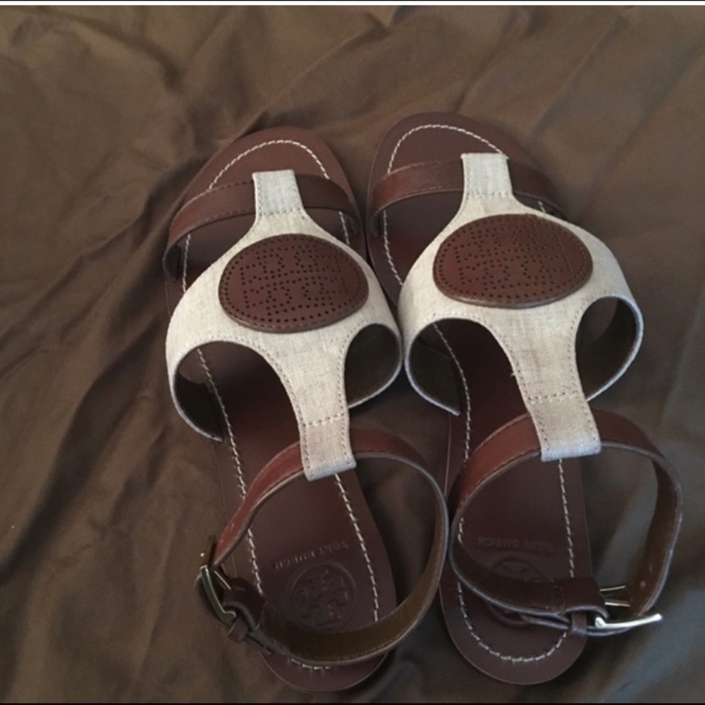 Tory Burch brand new comes with dust bag and box